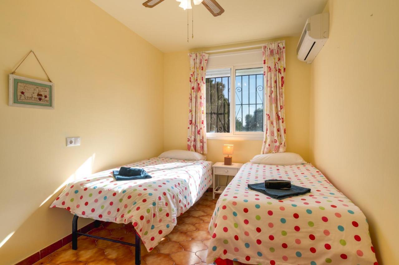 מאלגה 3 Bedroom House, 400M To The Beach, Near La Cala De Mijas מראה חיצוני תמונה