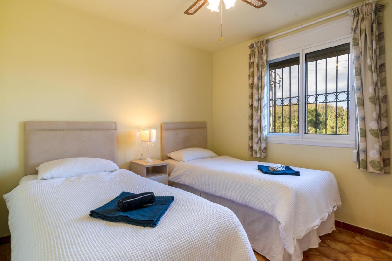 מאלגה 3 Bedroom House, 400M To The Beach, Near La Cala De Mijas מראה חיצוני תמונה